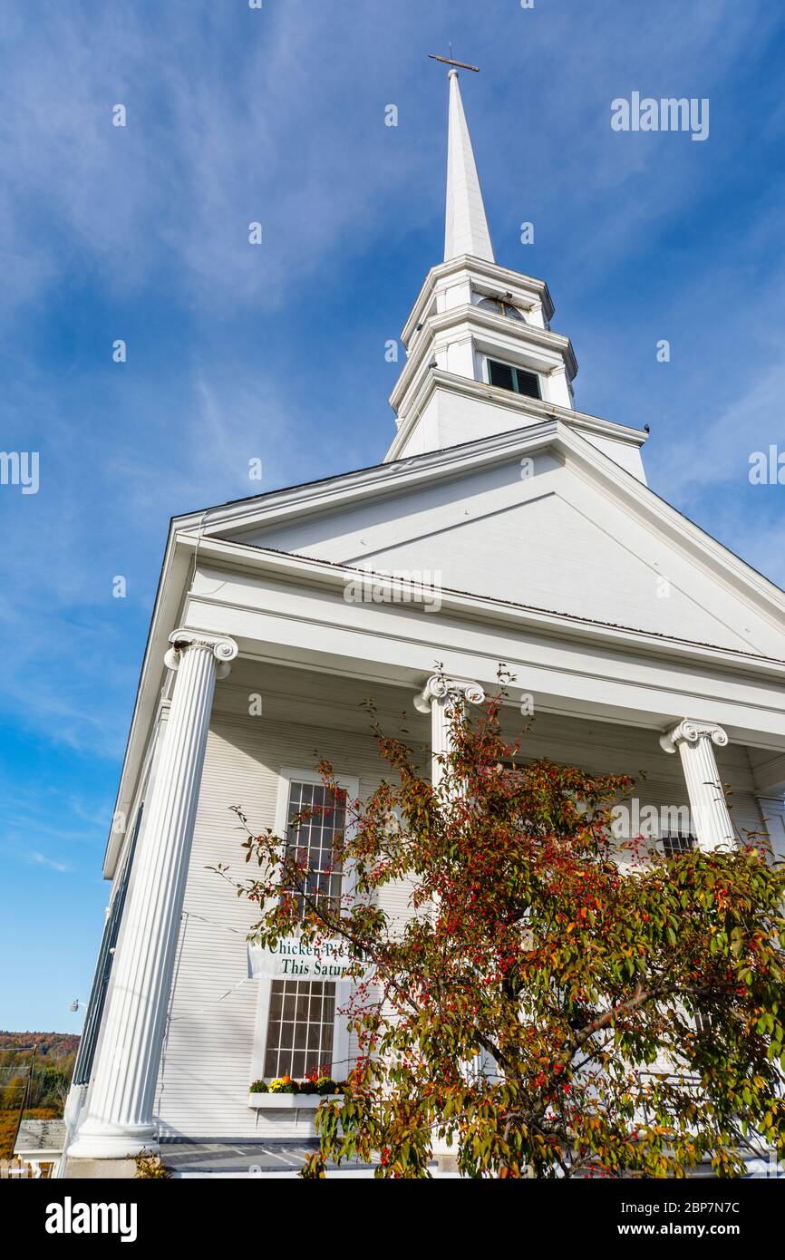 View of the famous non-denominational Stowe Community Church in Main Street, Stowe, Vermont, New England, USA Stock Photo