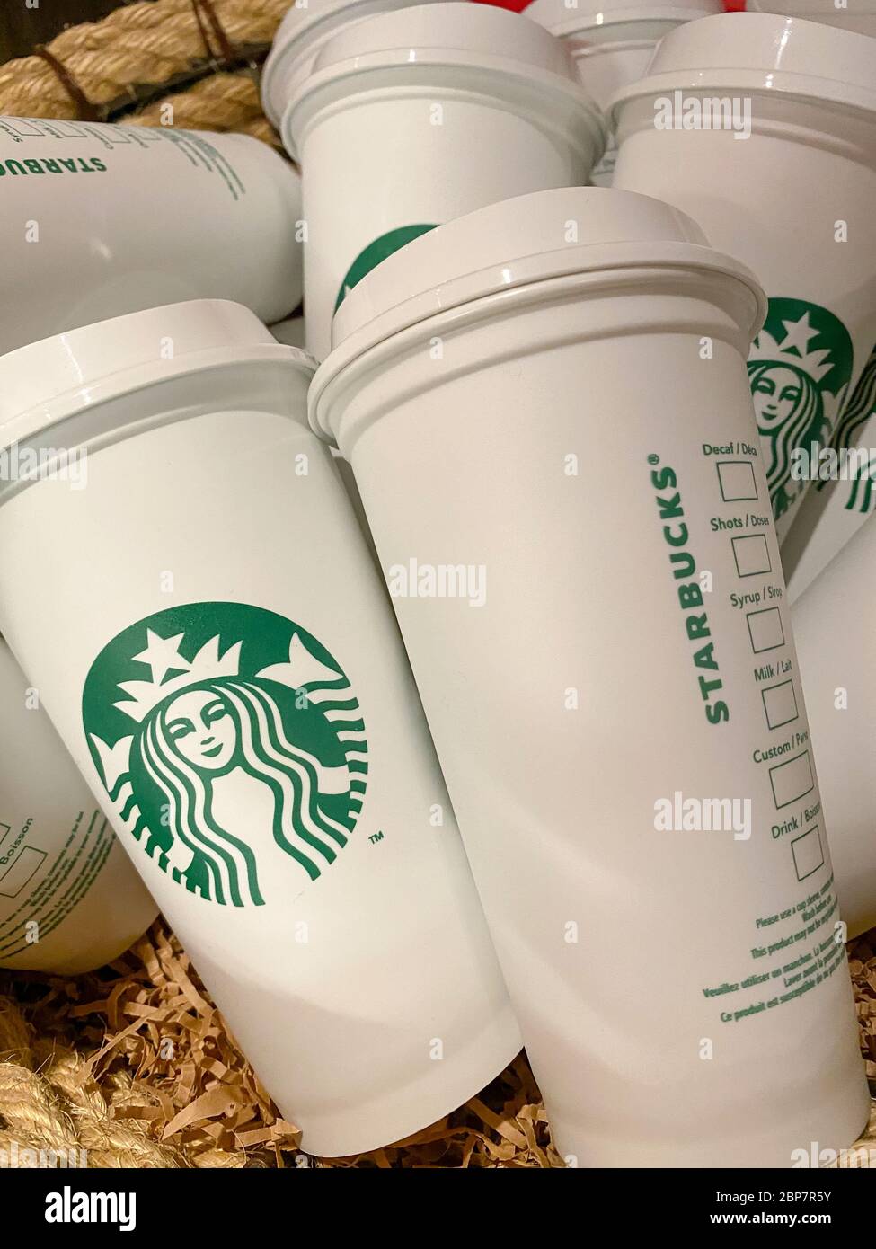 Symbolfoto, Symbolbild Kaffehauskette 'Starbucks' Stock Photo