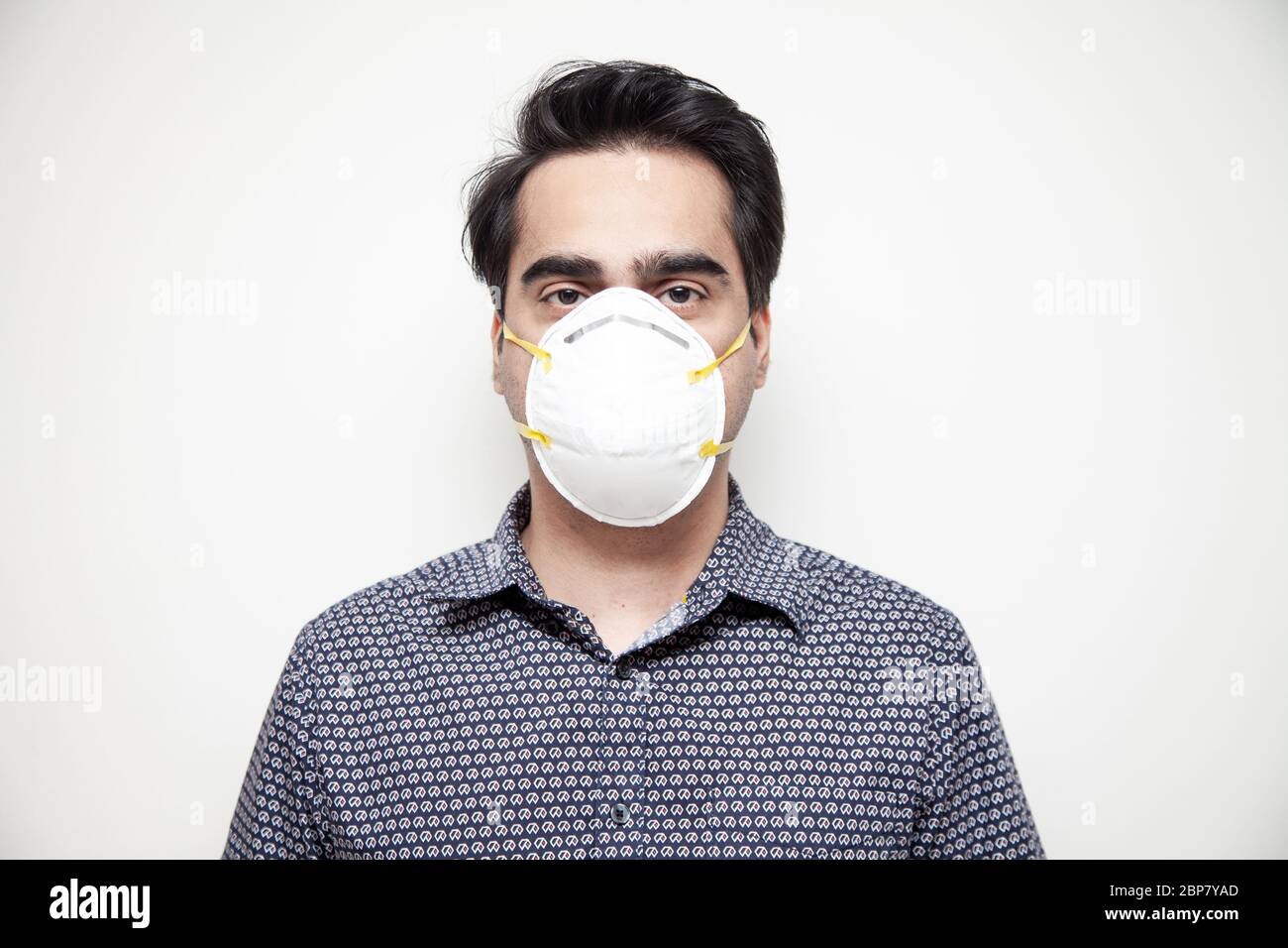 Dubai People Mask High Resolution Stock Photography and Images - Alamy