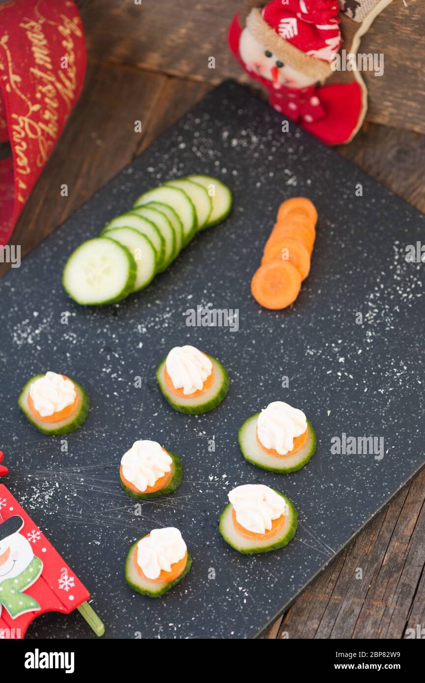 Smoked salmon spread on cucumber Stock Photo Alamy