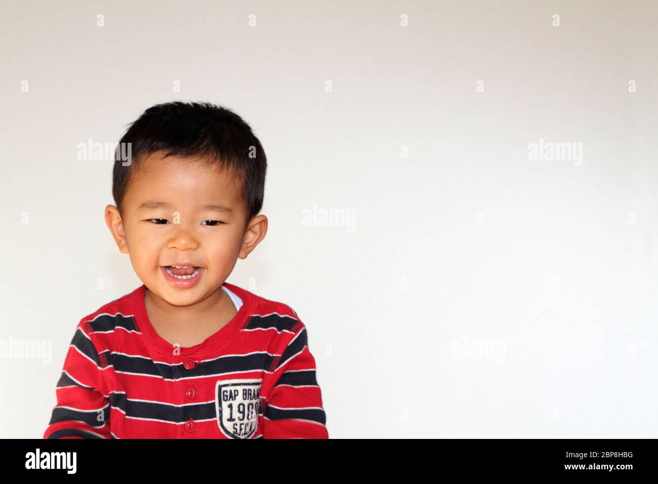 A 6 year old Japanese American boy … – License image – 71179249 ❘ lookphotos