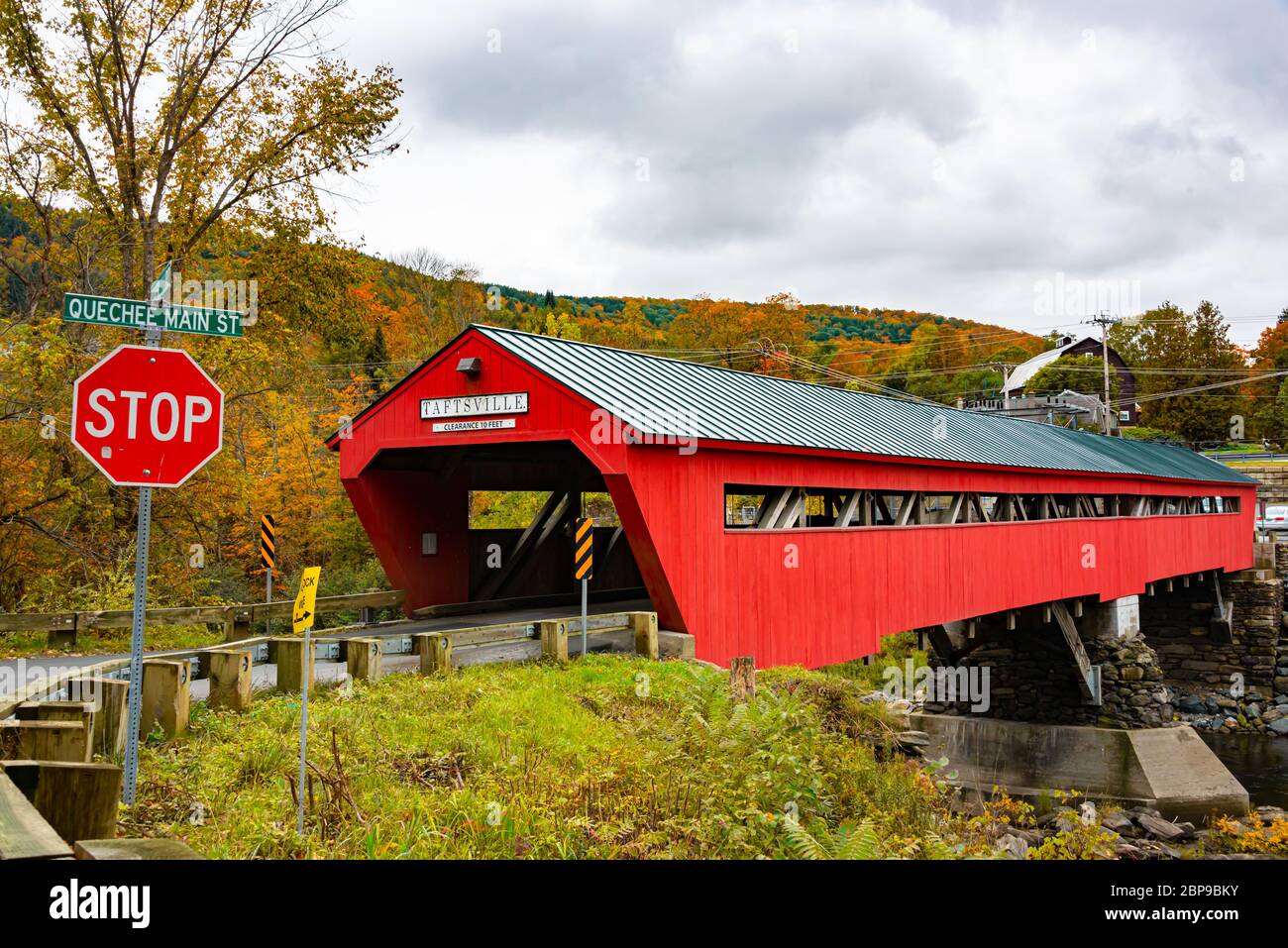 Taftsville Covered Bridge, Woodstock, Vermont Stock Photo