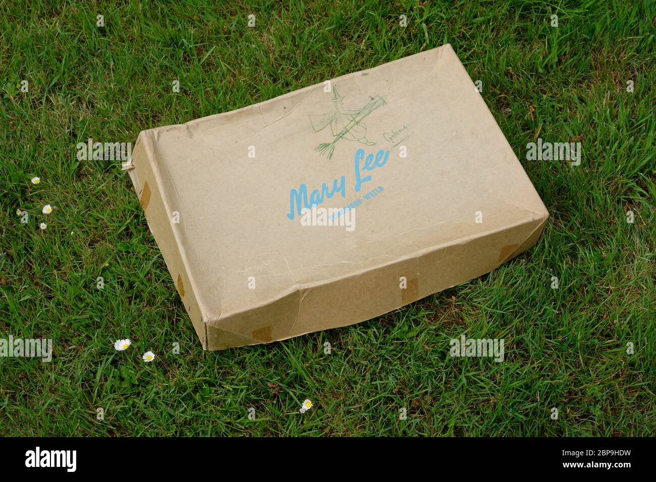 A closed old cardboard box from the 1960's from Mary Lee a department store in Tunbridge Wells, Kent, UK. Stock Photo