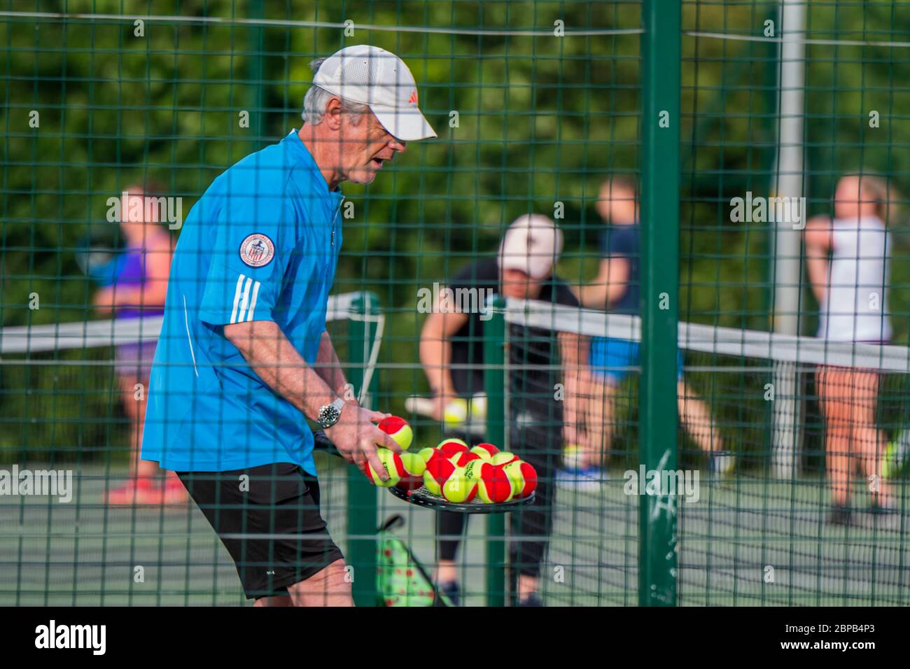 Cricket nets hires stock photography and images Alamy