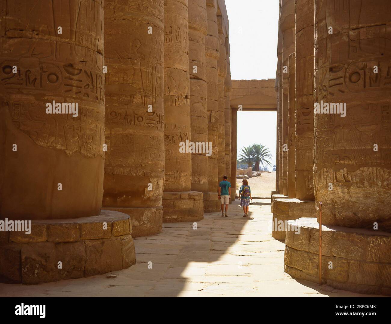 Closed papyrus umbel capitals of the Hypostyle Hall, Karnak Temple Complex, El-Karnak, Karnak Governorate, Republic of Egypt Stock Photo