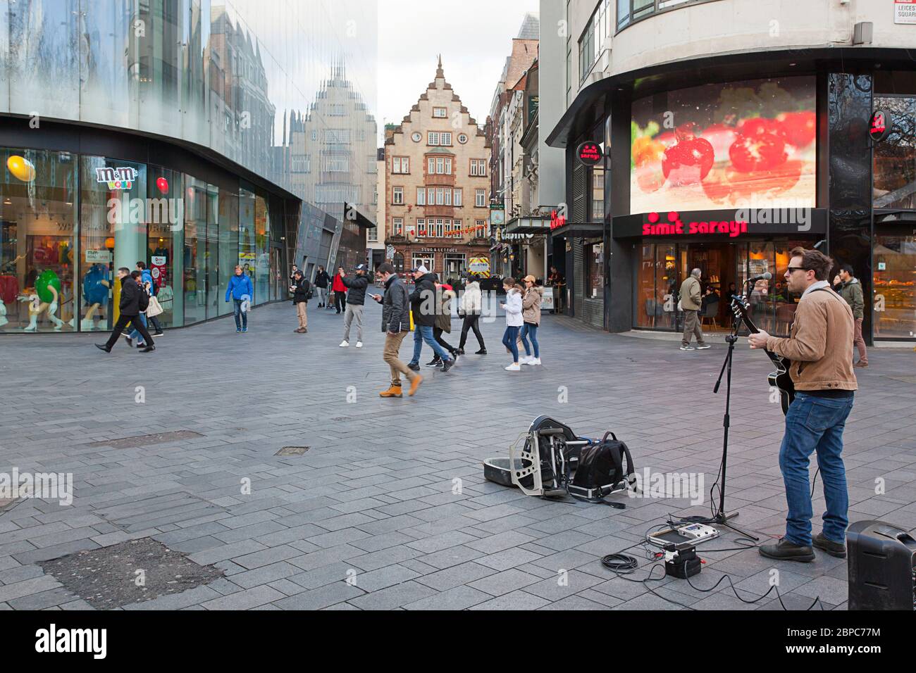New End Square High Resolution Stock Photography and Images - Alamy