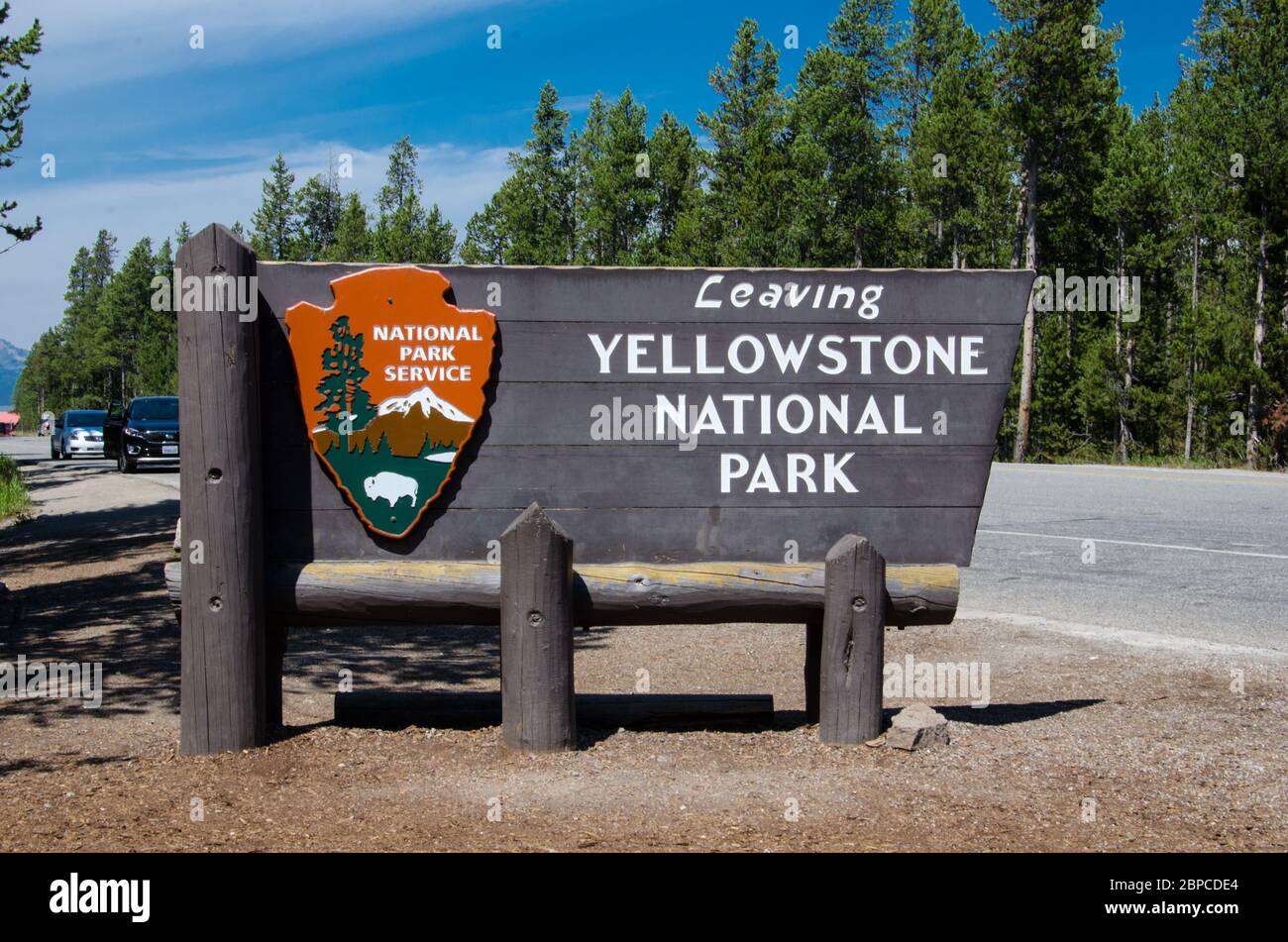 Leaving Yellowstone National Park sign Stock Photo Alamy