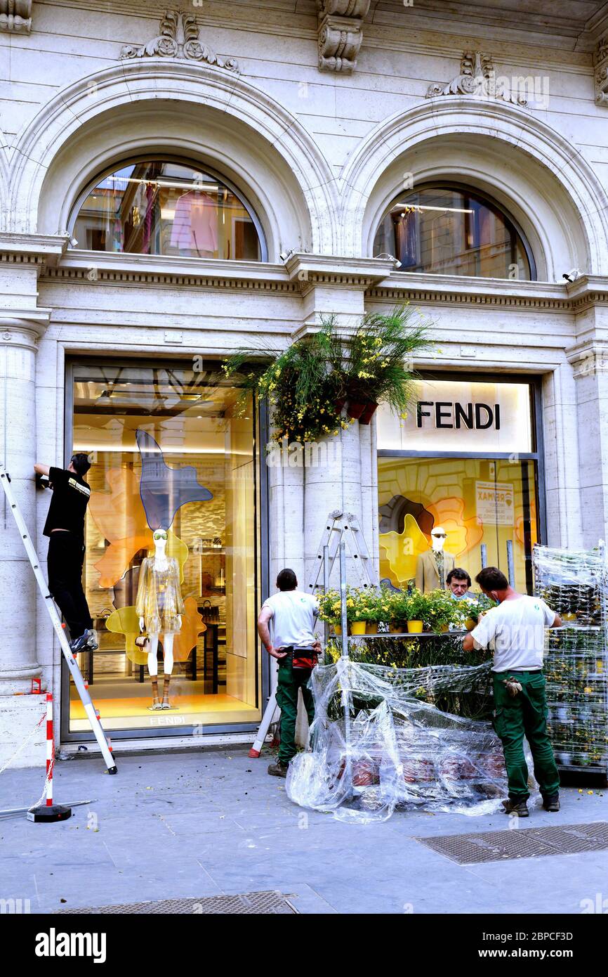 The Fendi flagship store prepares the facade on the occasion of