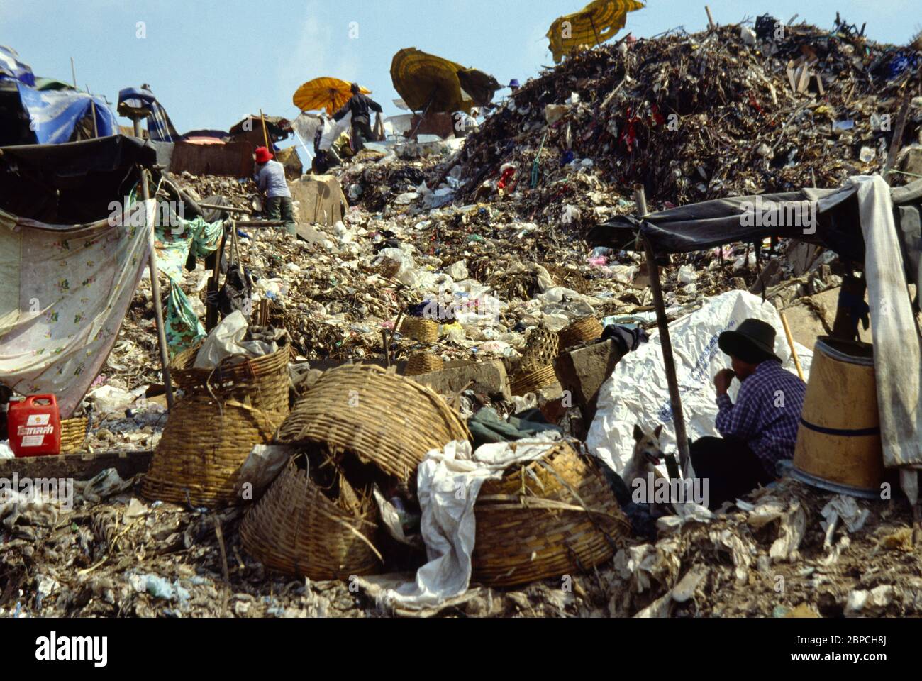 Bangkok Thailand Garbage Dwellers Living On Garbage Tip Rubbish Stock Photo