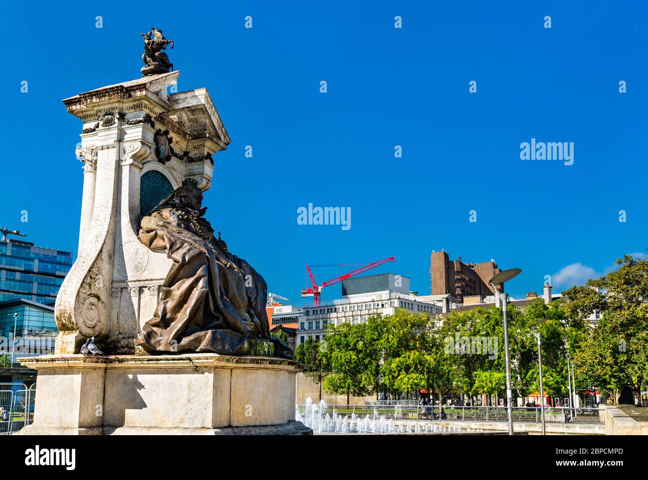 Queen Victoria Statue at Piccadilly Gardens in Manchester, England Stock Photo