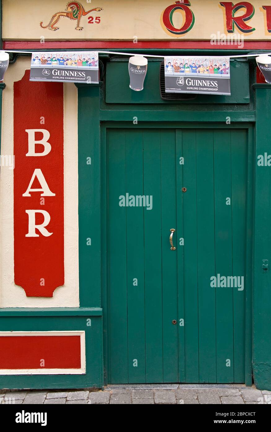 Pub door on Parliament Street, Kilkenny City, County Kilkenny, Ireland Stock Photo