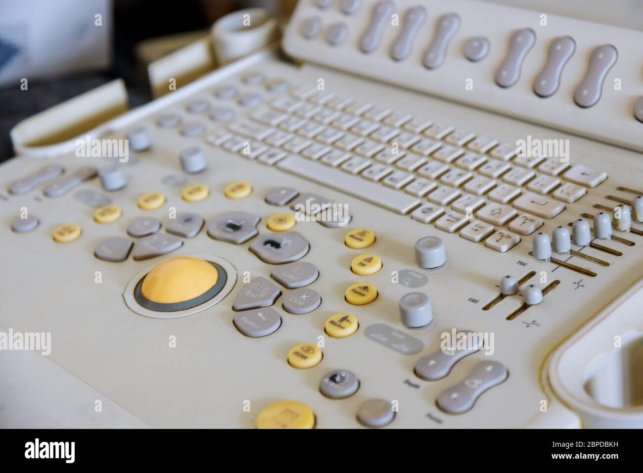 Diagnosis of ultrasound examination medical equipment Selective focus