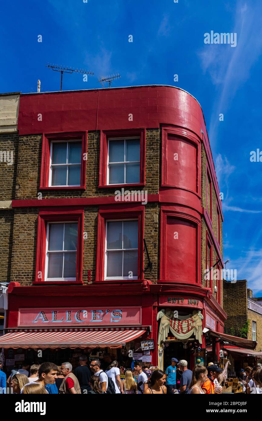 Portobello Market in Notting Hill, London, England, UK Stock Photo Alamy