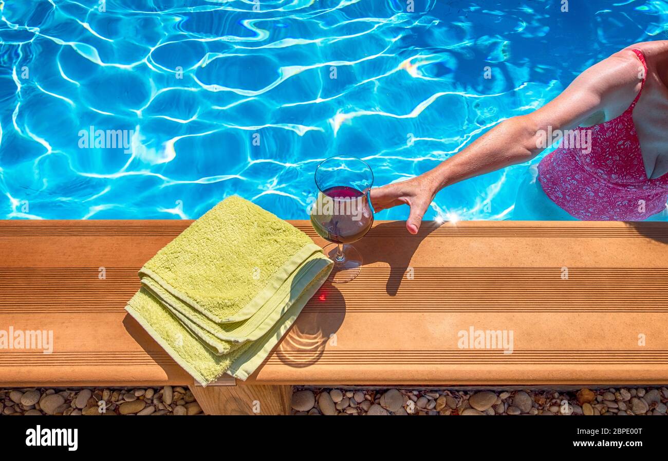 Red swimming costume hi-res stock photography and images - Alamy