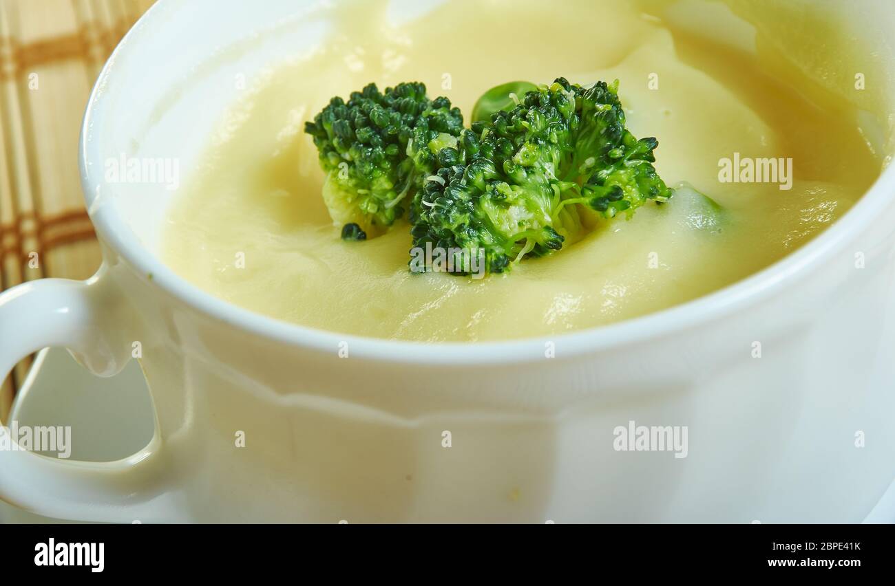 Celeriac soup, vegetable stock and bring the soup Stock Photo