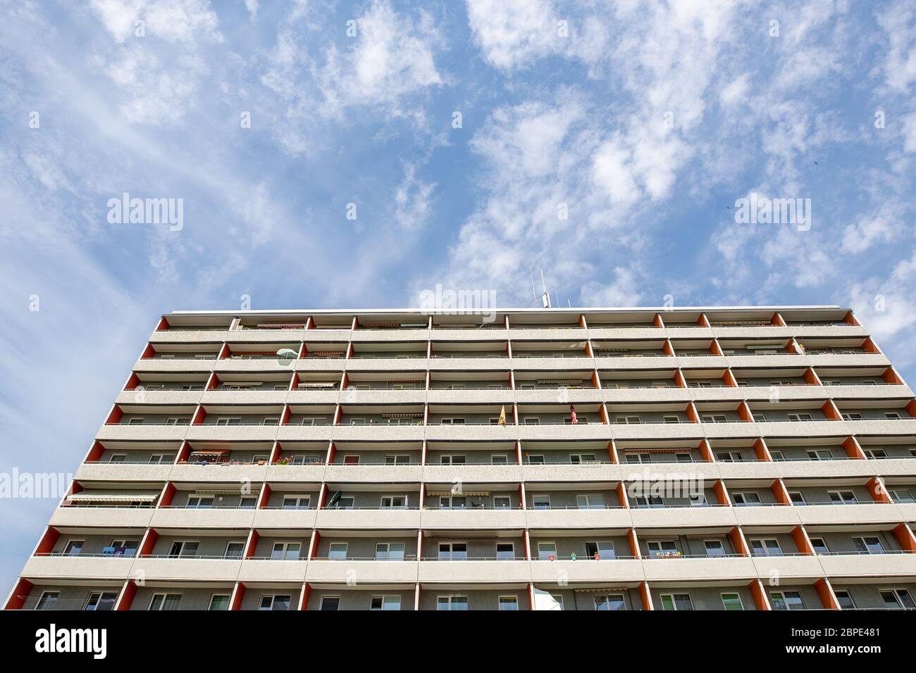 Hoyerswerda, Germany. 18th May, 2020. A prefabricated apartment building in the city of Hoyerswerda. The city is located near the border to the federal state of Brandenburg. Since the end of the Second World War, the city grew to more than 70,000 inhabitants due to the settlement of the mining industry until the peak in the late 1980s. Since the fall of the Berlin Wall, the population of the city has been shrinking continuously to around 32,000 in 2018. Credit: Daniel Schäfer/dpa-Zentralbild/Daniel Schäfer/dpa/Alamy Live News Stock Photo