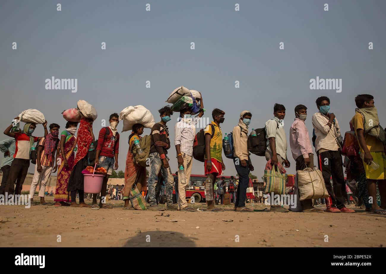 Indian migrant workers during lockdown hi-res stock photography and ...