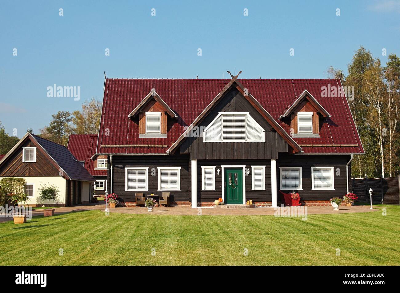 Einfamilienhaus / Single Family House Stock Photo