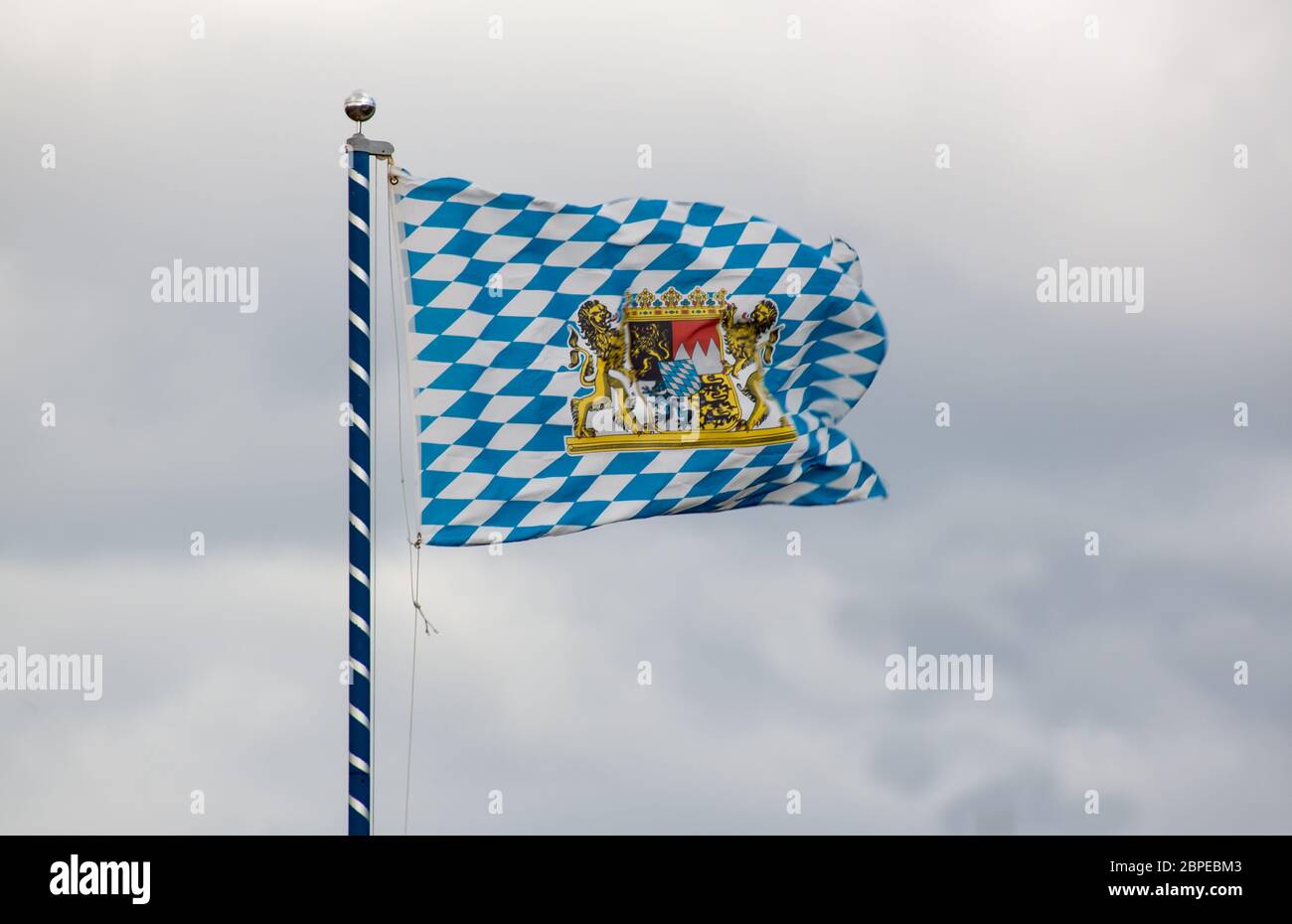 Republik von kosovo flagge -Fotos und -Bildmaterial in hoher Auflösung –  Alamy