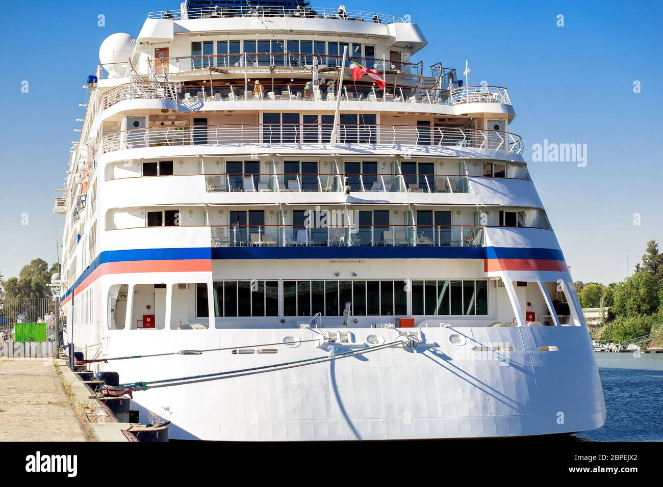 Luxury cruise ship docked hi-res stock photography and images - Alamy
