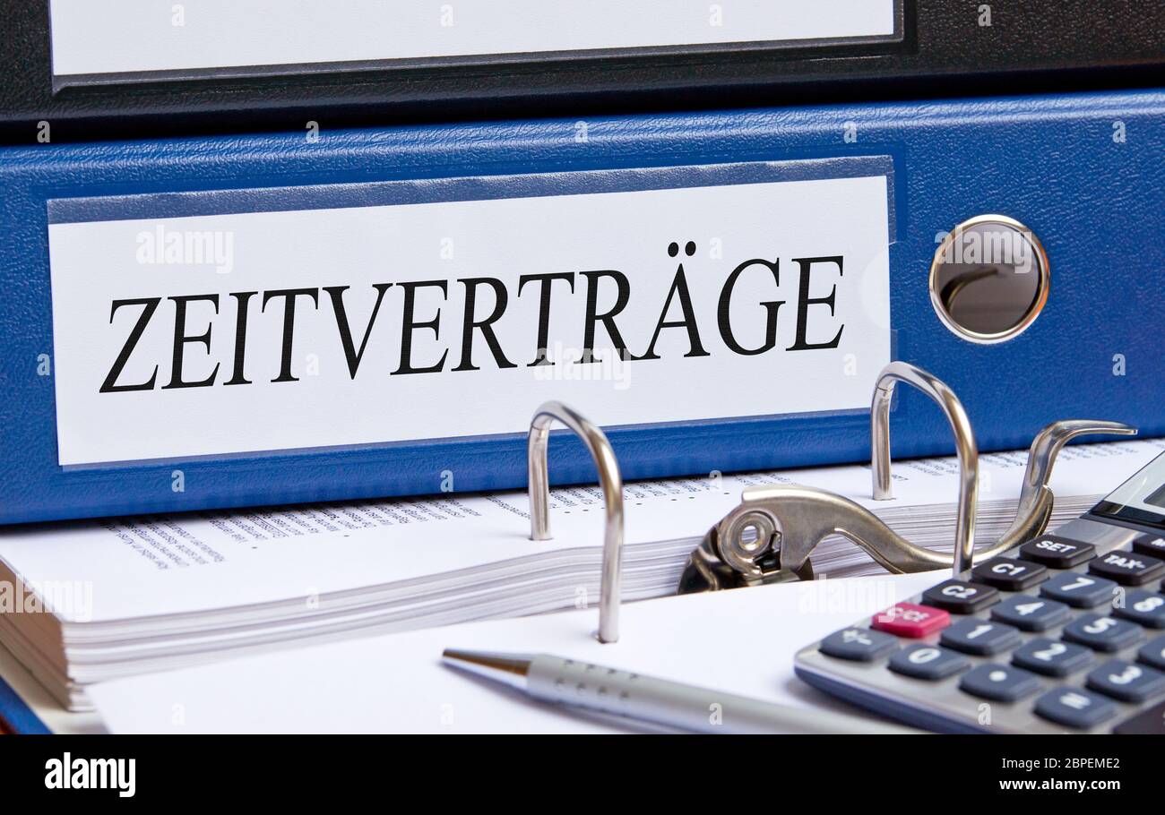 Zeitverträge Ordner im Büro Stock Photo