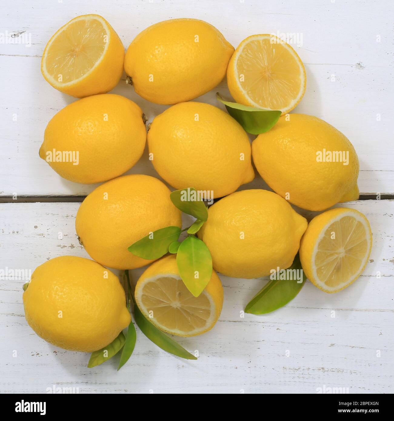 Zitrone Zitronen Früchte quadratisch von oben Aufsicht Stock Photo