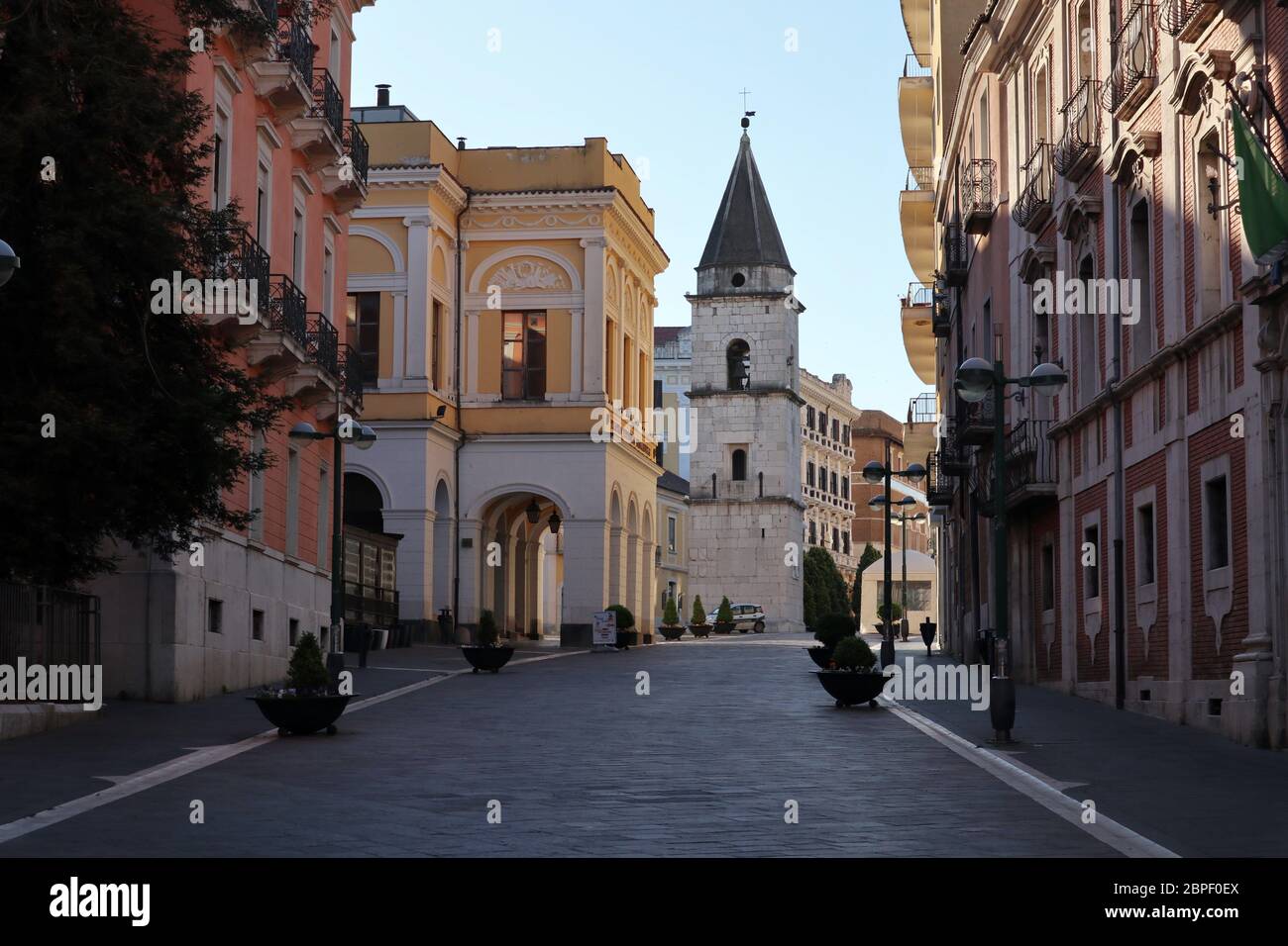 Benevento - Scorcio di Santa Sofia la mattina presto Stock Photo