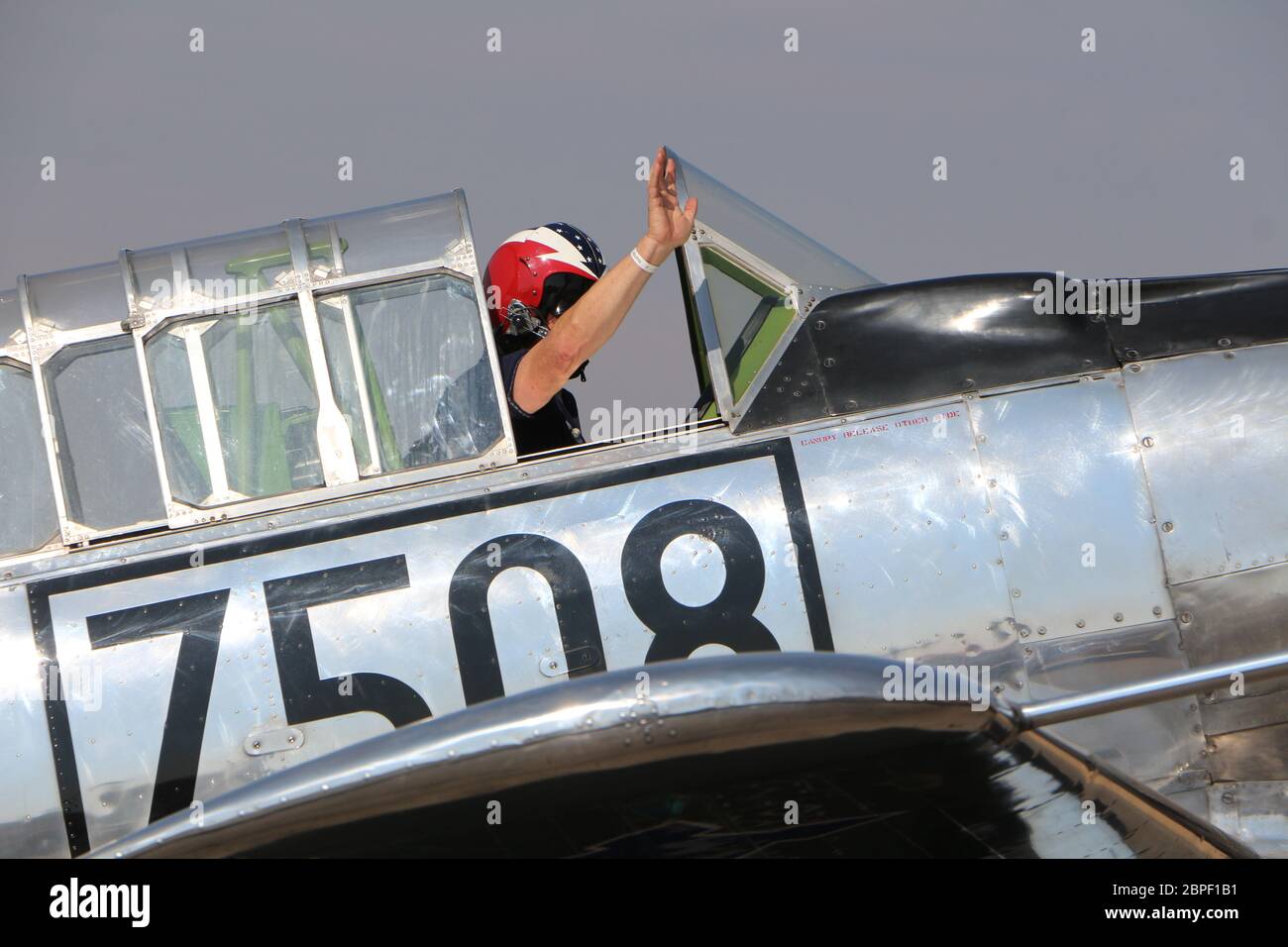 African american pilot hi-res stock photography and images - Alamy