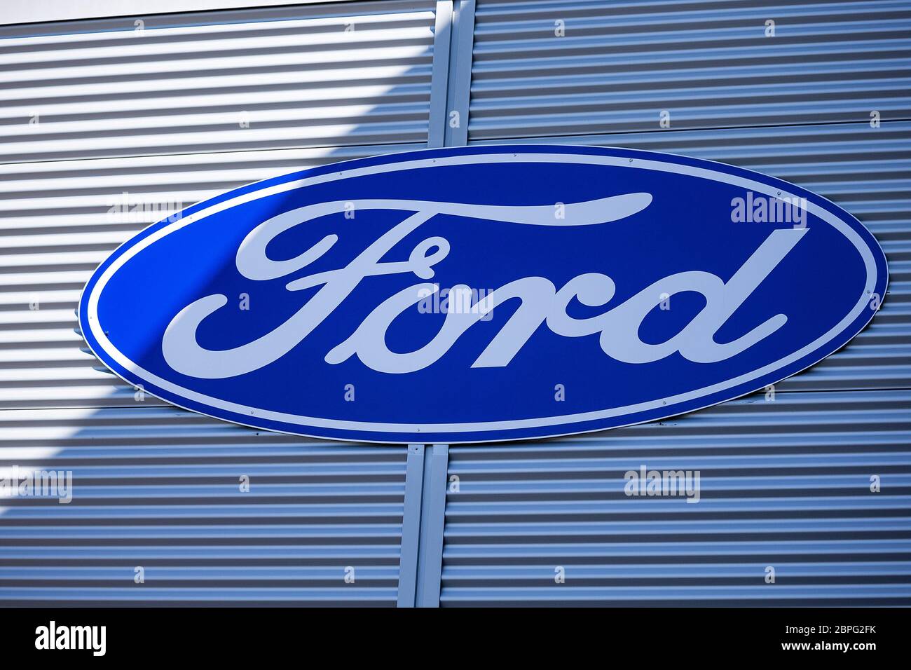 Osnabrueck, Germany May 17th, 2020: Symbol pictures - 2020 FORD, logo, lettering, feature / symbol / symbolfoto / characteristic / detail / | usage worldwide Stock Photo