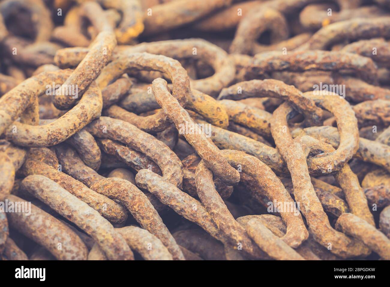 Industrial chains hi-res stock photography and images - Alamy
