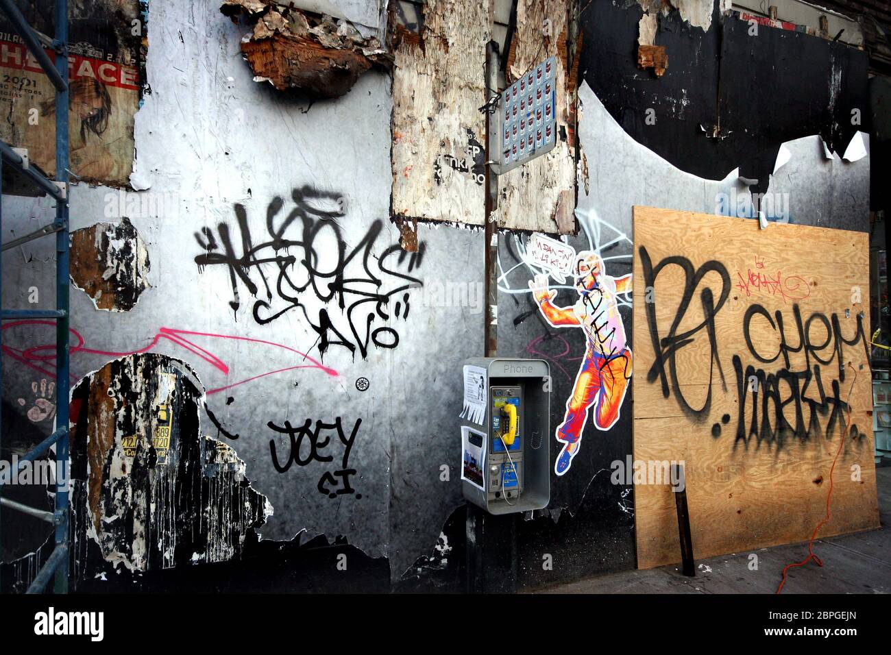 Street art graffiti new york hi-res stock photography and images - Page 2 -  Alamy