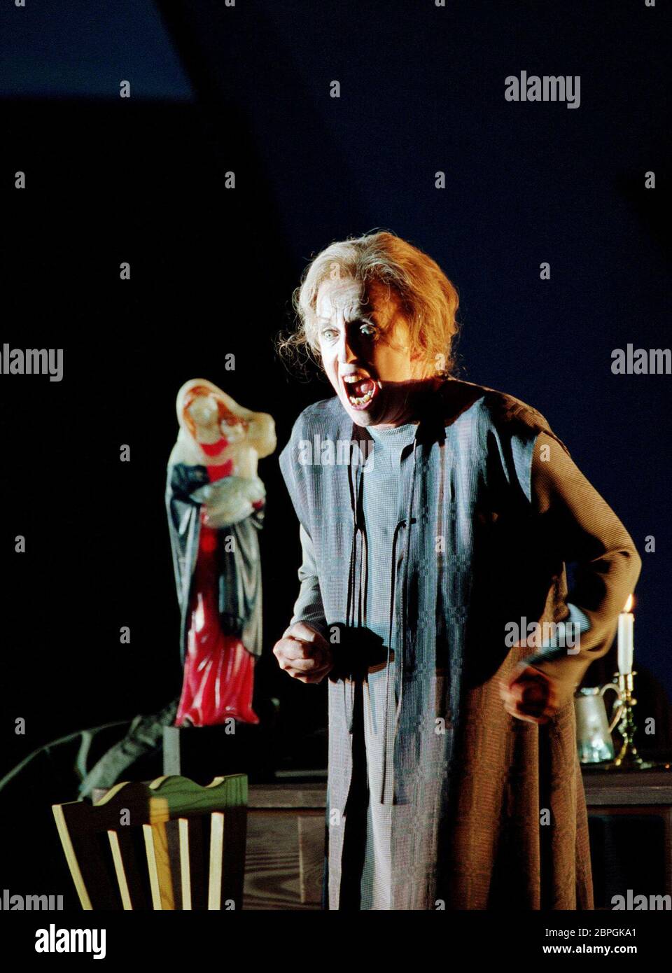 Josephine Barstow (The Kostelnicka) in JENUFA by Janacek at Opera North, Leeds, England in 1995 conductor: Paul Daniel design & direction: Tom Cairns choreography & co-direction: Aletta Collins lighting: Wolfgang Göbbel Stock Photo