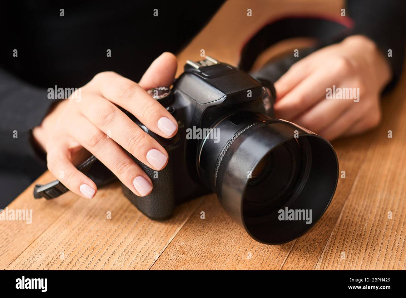 Hand camera work photograph hi-res stock photography and images - Alamy