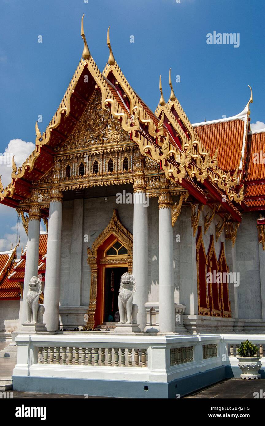 The Marble Temple in Bangkok Stock Photo - Alamy