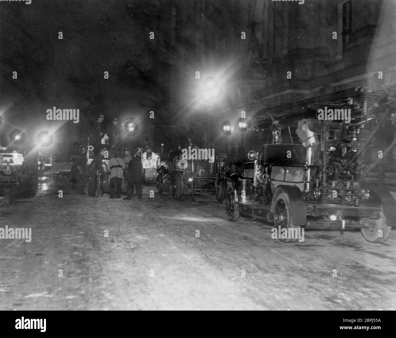 Reichstag fire 1933 Black and White Stock Photos & Images - Alamy