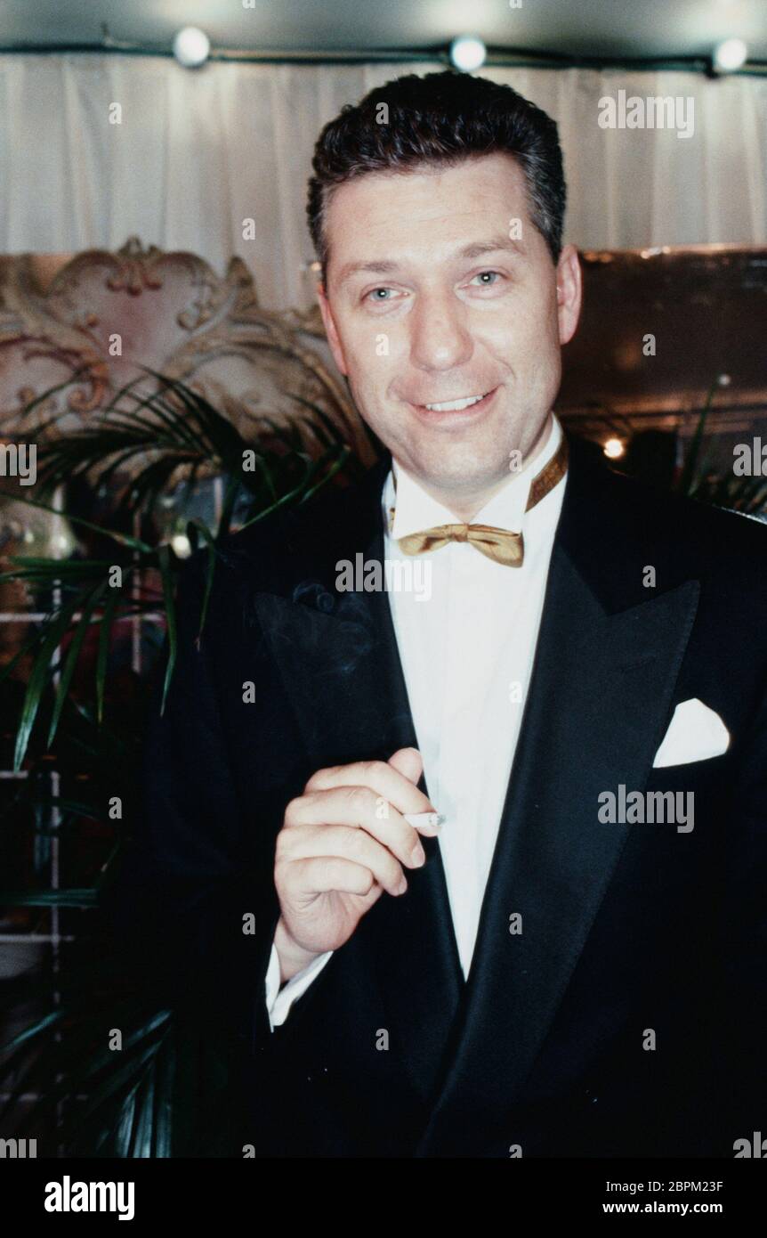 Gerd Dudenhöffer 1980er - Schriftsteller und Kabarettist Gerd Dudenhöffer in den 1980er Jahren Stock Photo