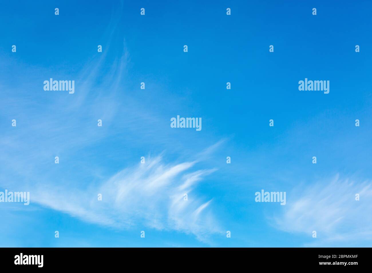 Thin white wispy cirrus clouds hires stock photography and images Alamy