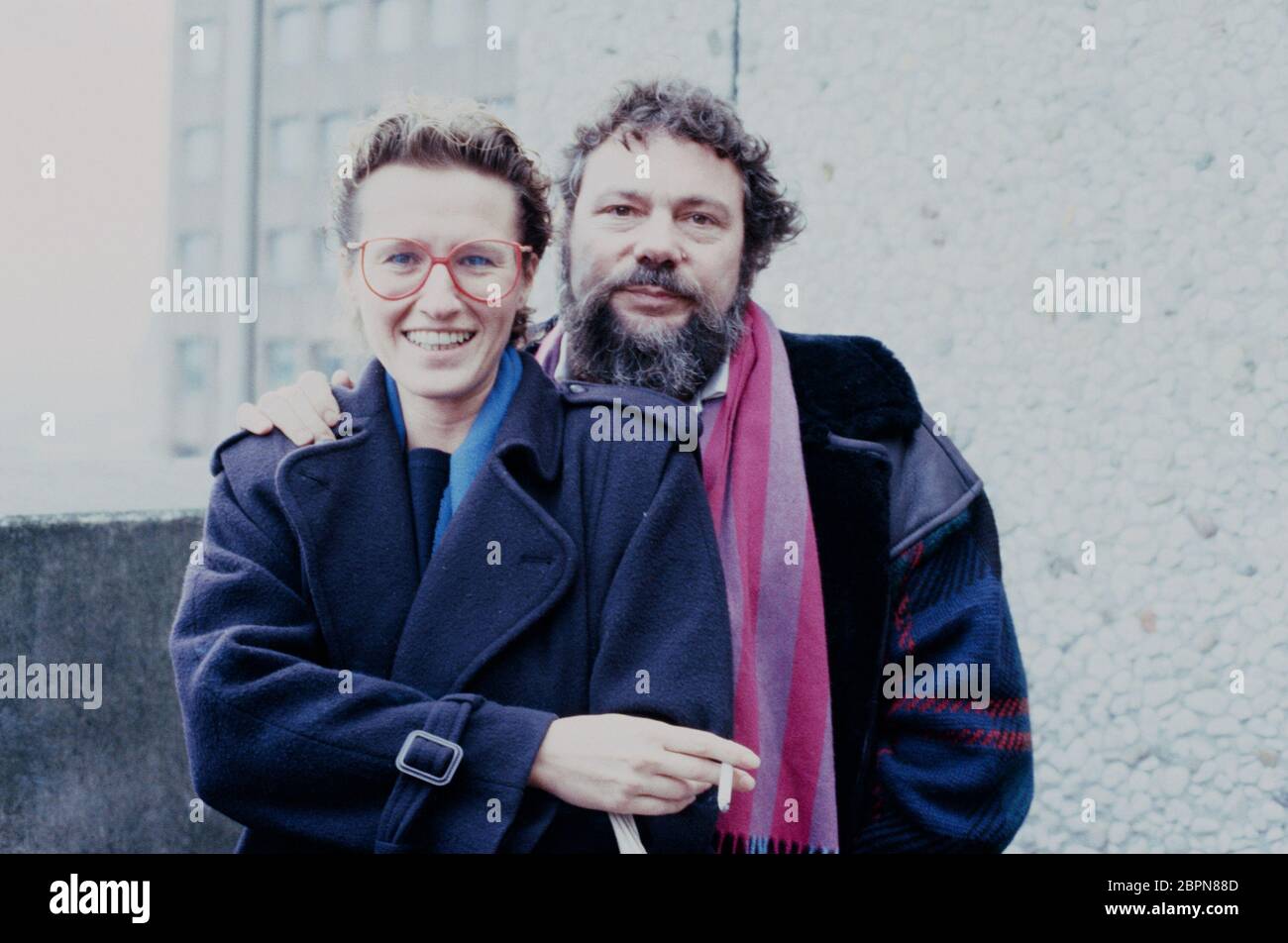 TV Sendereihe "Vorsicht Kinder in der Kiste" Rudi Carrell mit seiner