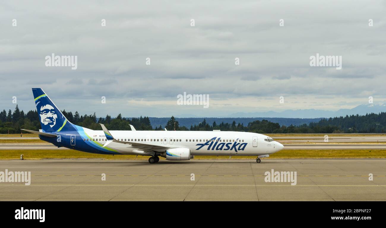 SEATTLE AIRPORT, WA, USA JUNE 2018 Alaska Airlines Boeing 737