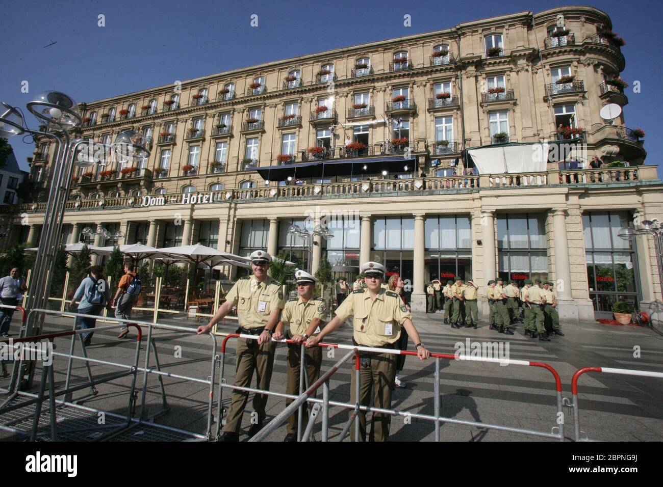 Der XX. Weltjugendtag in Köln 2005 - Dom-Hotel Stock Photo