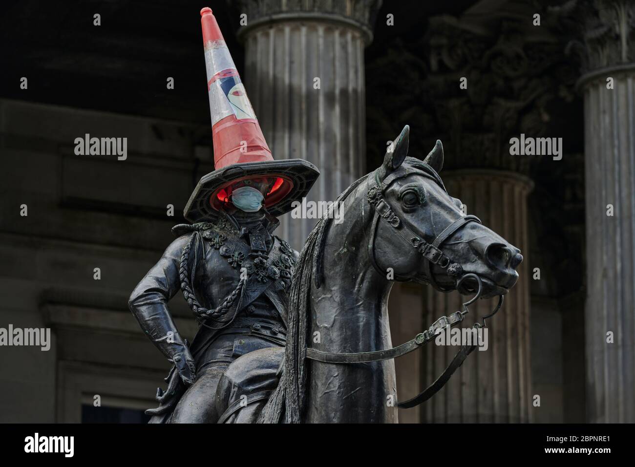 pix Duke Of Wellington Statue Glasgow Face Mask https www alamy com glasgow iconic landmark statue of duke of wellington displays a facemask during coronavirus lockdown restrictions 16th may 2020 image358209209 html