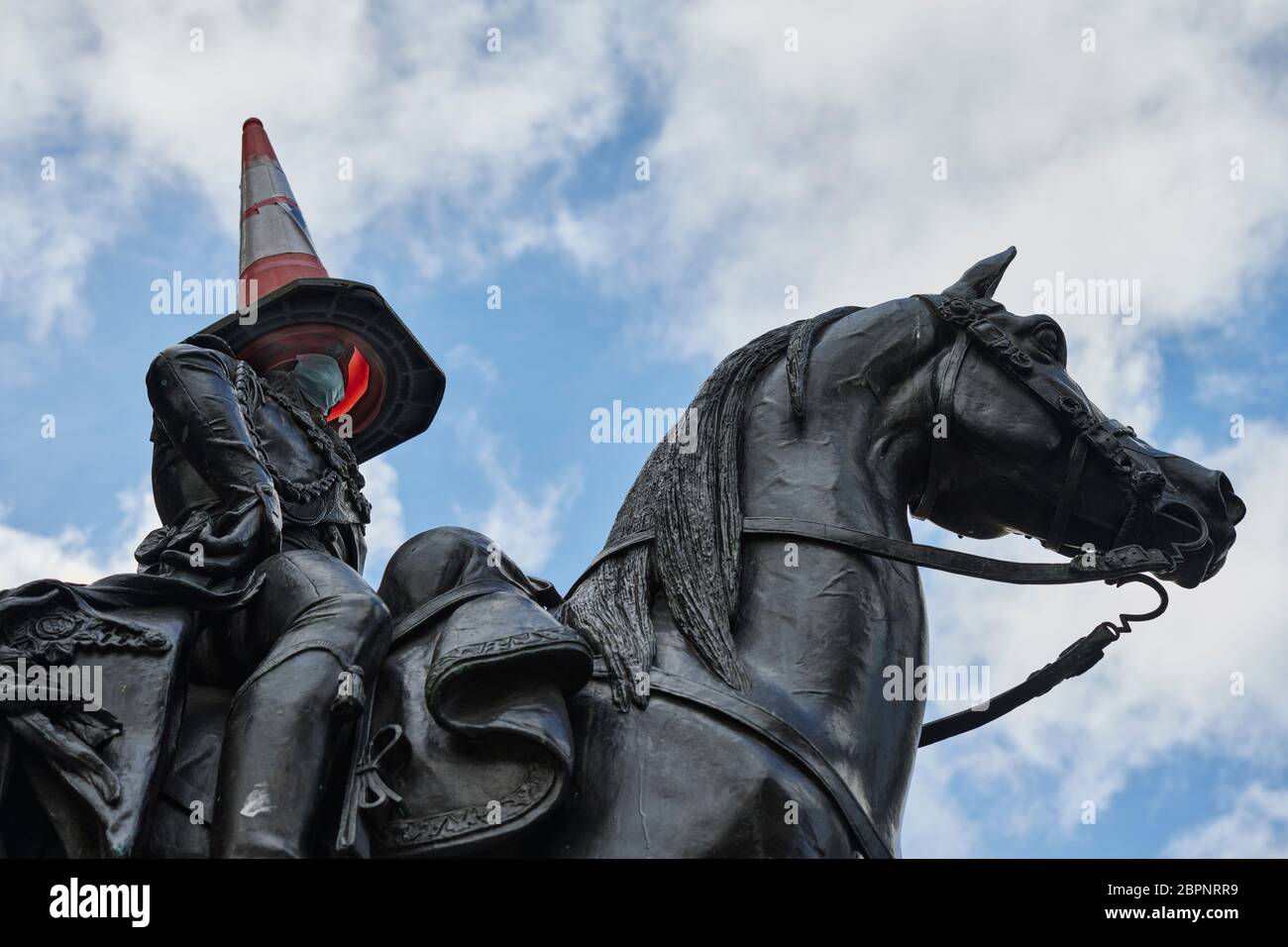 wallpapers Duke Of Wellington Statue Glasgow Face Mask https www alamy com glasgow iconic landmark statue of duke of wellington displays a facemask during coronavirus lockdown restrictions 16th may 2020 image358209469 html