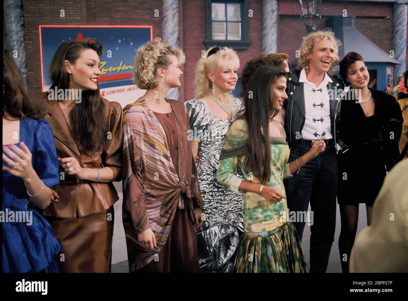 'Die 2 im Zweiten' IFA -Show 1989 in Berlin - Moderator Thomas Gottschalk bei der Miss-Wahl. Stock Photo