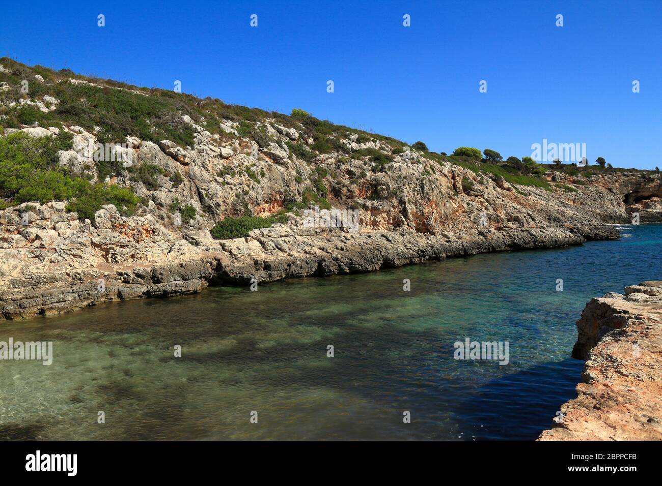 beautiful-beach-with-turquoise-sea-water-cala-virgili-majorca-spain