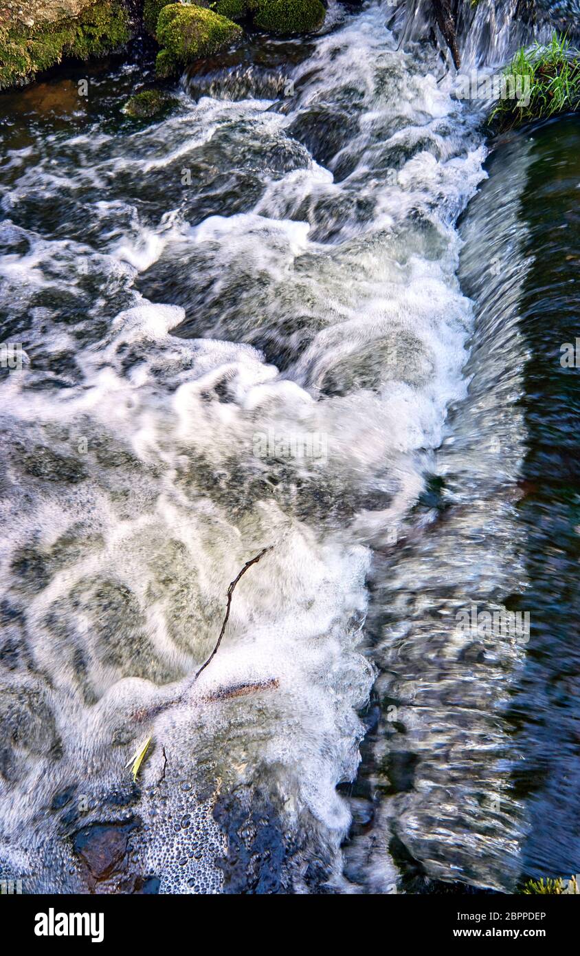 Flowing water in a river hi-res stock photography and images - Alamy
