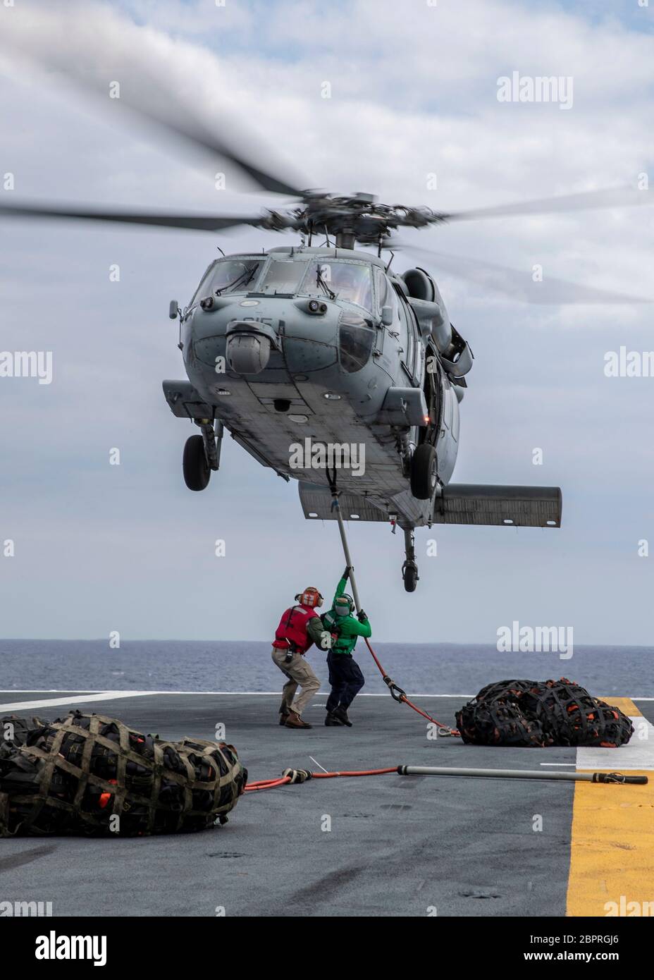 Mh 60h sea hawk hi-res stock photography and images - Alamy