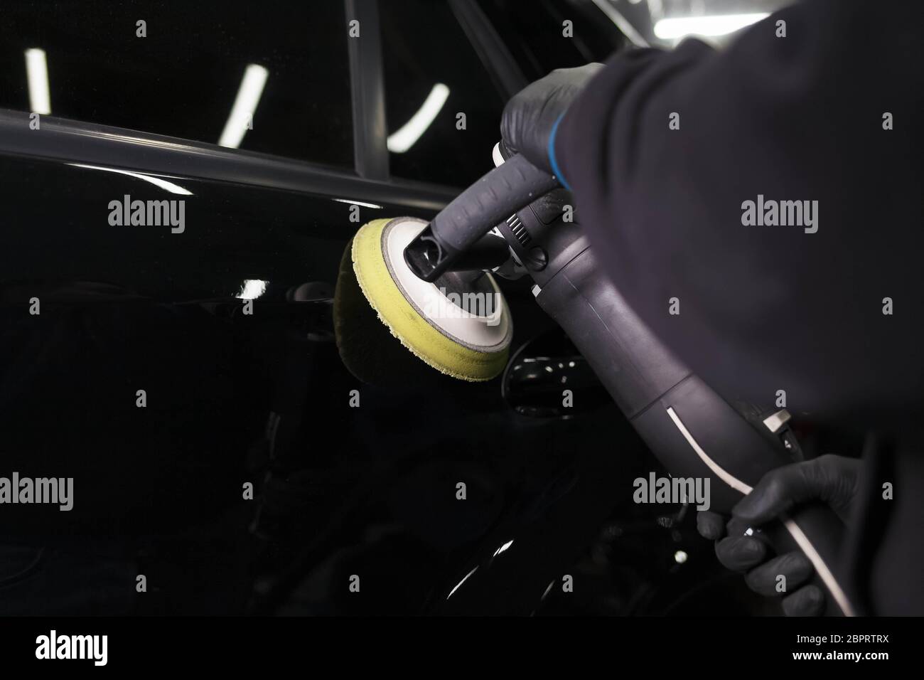 Car body polishing process at the detailing Stock Photo Alamy