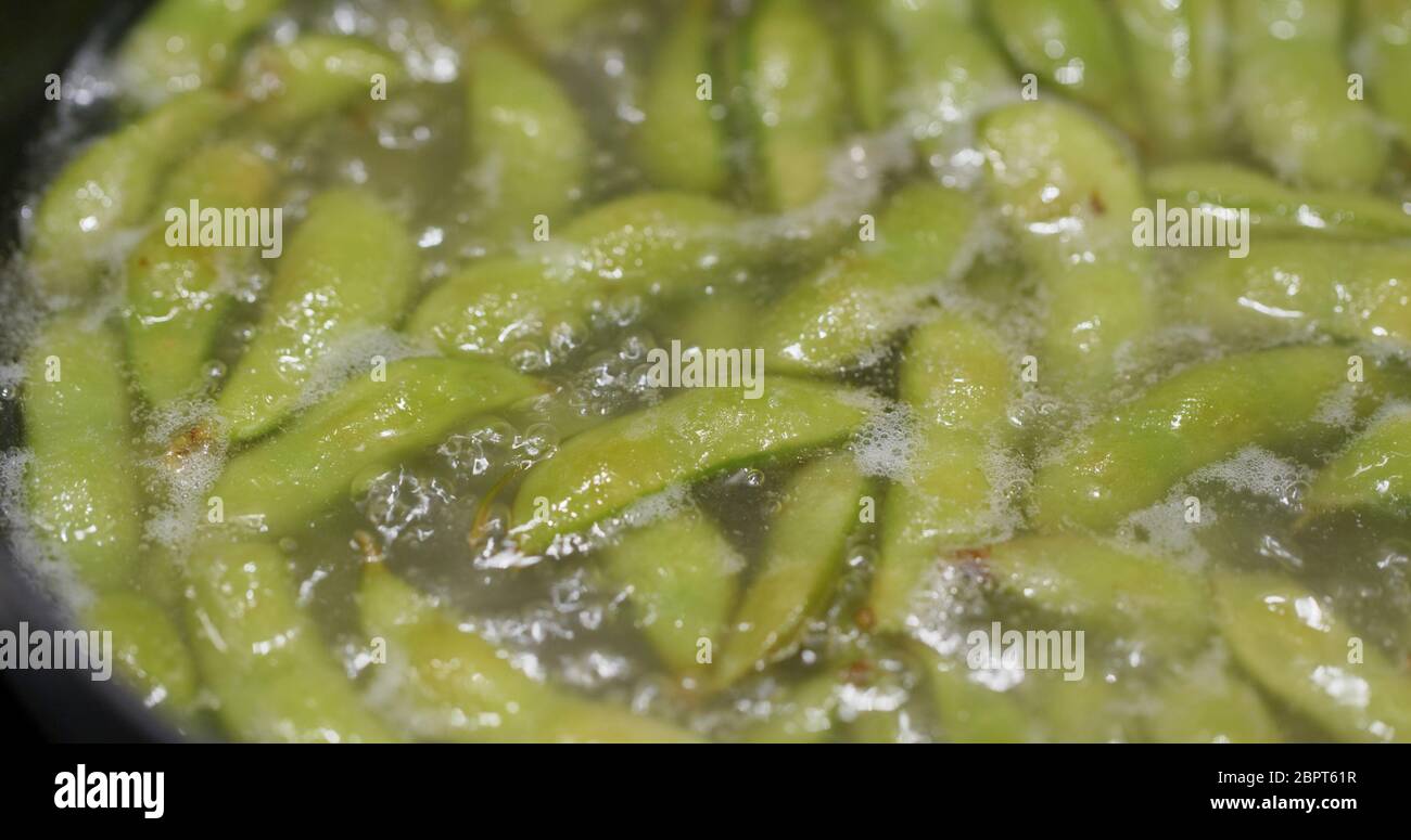 Cooking with edamame Stock Photo Alamy