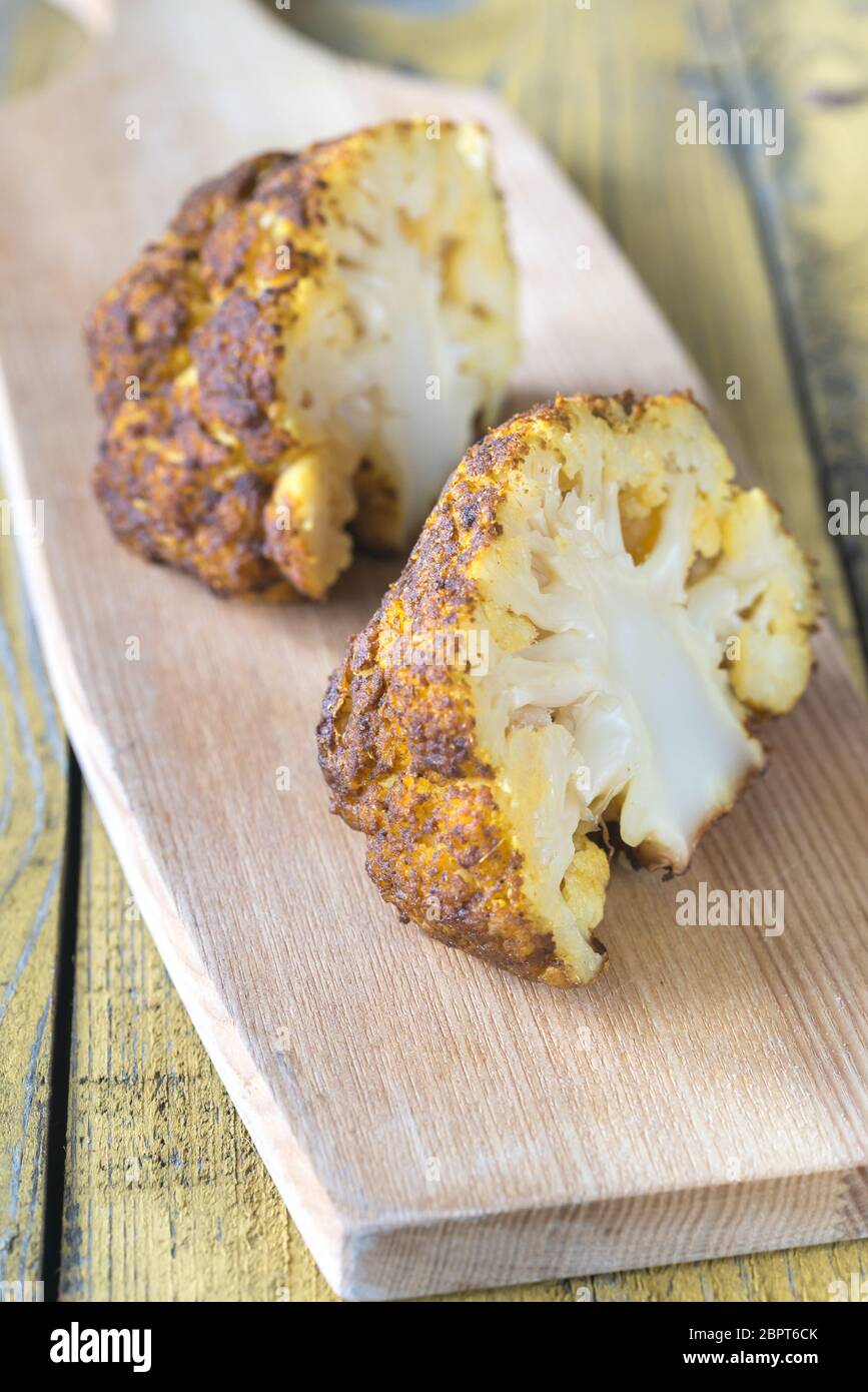 Whole Roast Cauliflower Stock Photo Alamy