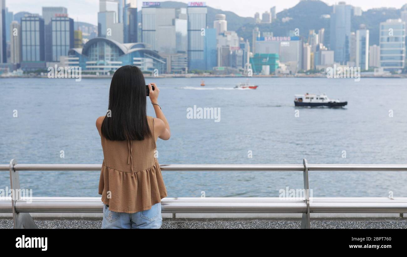 Woman travel in Hong Kong Stock Photo - Alamy